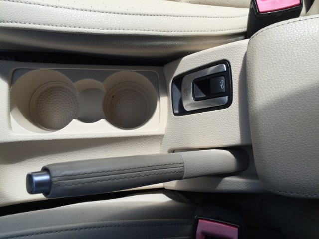 2008 Volkswagen Eos 2dr Conv Man Turbo, available for sale in Newark, New Jersey | ELITE MOTOR CARS. Newark, New Jersey 2008 Volkswagen Eos 2dr Conv Man Turbo, available for sale in Newark, New Jersey | ELITE MOTOR CARS. Newark, New Jersey