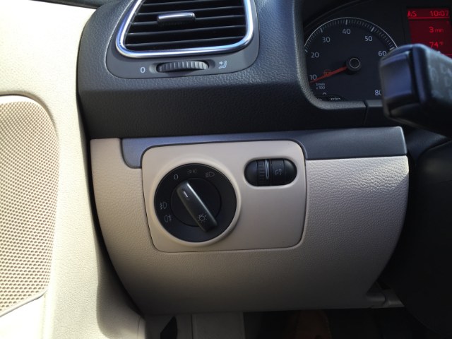 2008 Volkswagen Eos 2dr Conv Man Turbo, available for sale in Newark, New Jersey | ELITE MOTOR CARS. Newark, New Jersey 2008 Volkswagen Eos 2dr Conv Man Turbo, available for sale in Newark, New Jersey | ELITE MOTOR CARS. Newark, New Jersey