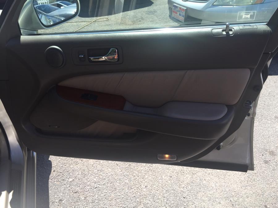 2004 Acura RL 4dr Sdn w/Navigation System, available for sale in Newark, New Jersey | ELITE MOTOR CARS. Newark, New Jersey 2004 Acura RL 4dr Sdn w/Navigation System, available for sale in Newark, New Jersey | ELITE MOTOR CARS. Newark, New Jersey