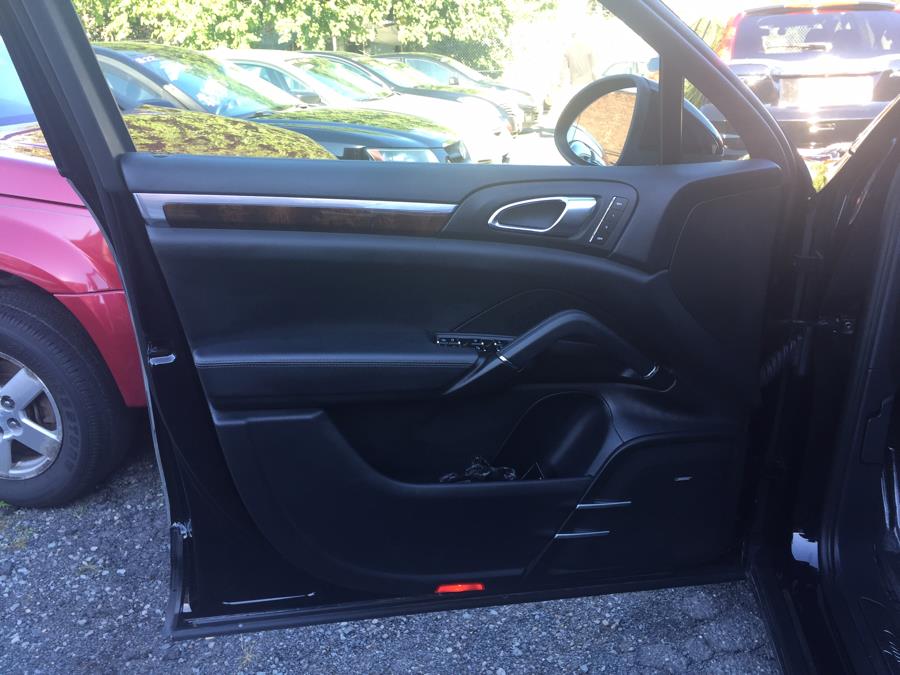 2011 Porsche Cayenne AWD 4dr Turbo, available for sale in Newark, New Jersey | ELITE MOTOR CARS. Newark, New Jersey 2011 Porsche Cayenne AWD 4dr Turbo, available for sale in Newark, New Jersey | ELITE MOTOR CARS. Newark, New Jersey