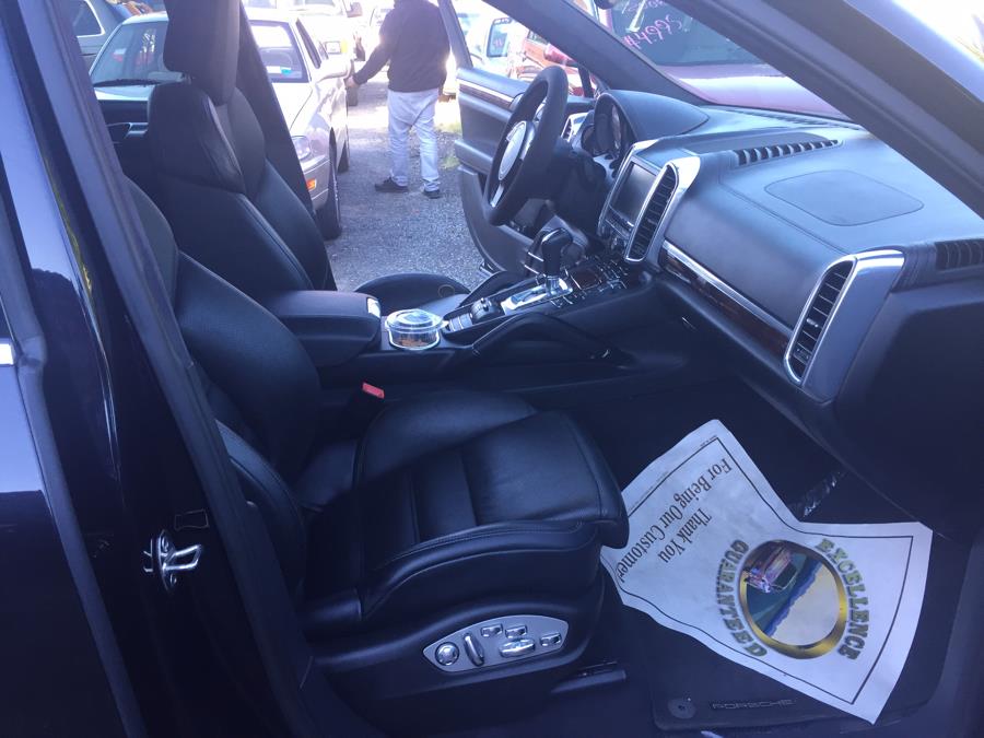 2011 Porsche Cayenne AWD 4dr Turbo, available for sale in Newark, New Jersey | ELITE MOTOR CARS. Newark, New Jersey 2011 Porsche Cayenne AWD 4dr Turbo, available for sale in Newark, New Jersey | ELITE MOTOR CARS. Newark, New Jersey