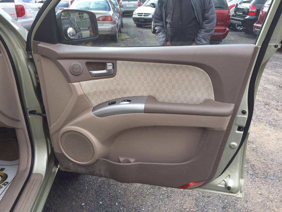 2006 Kia Sportage 4dr LX V6 Auto 4WD, available for sale in Newark, New Jersey | ELITE MOTOR CARS. Newark, New Jersey 2006 Kia Sportage 4dr LX V6 Auto 4WD, available for sale in Newark, New Jersey | ELITE MOTOR CARS. Newark, New Jersey