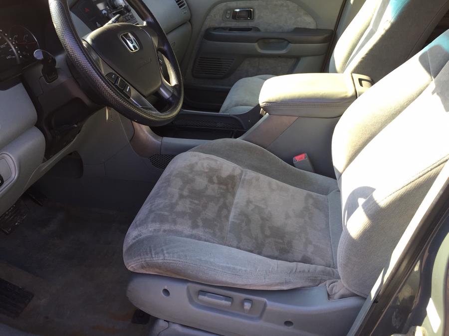 2003 Honda Pilot 4WD EX Auto, available for sale in Newark, New Jersey | ELITE MOTOR CARS. Newark, New Jersey 2003 Honda Pilot 4WD EX Auto, available for sale in Newark, New Jersey | ELITE MOTOR CARS. Newark, New Jersey