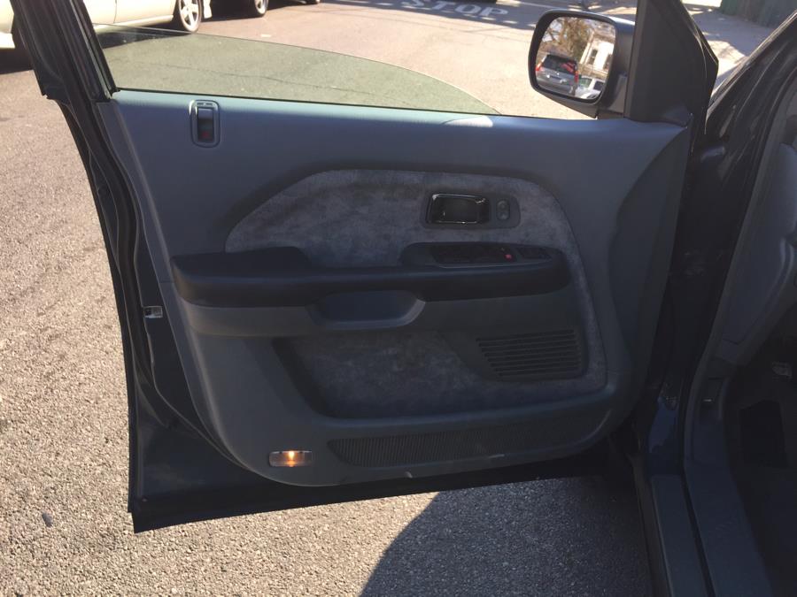 2003 Honda Pilot 4WD EX Auto, available for sale in Newark, New Jersey | ELITE MOTOR CARS. Newark, New Jersey 2003 Honda Pilot 4WD EX Auto, available for sale in Newark, New Jersey | ELITE MOTOR CARS. Newark, New Jersey
