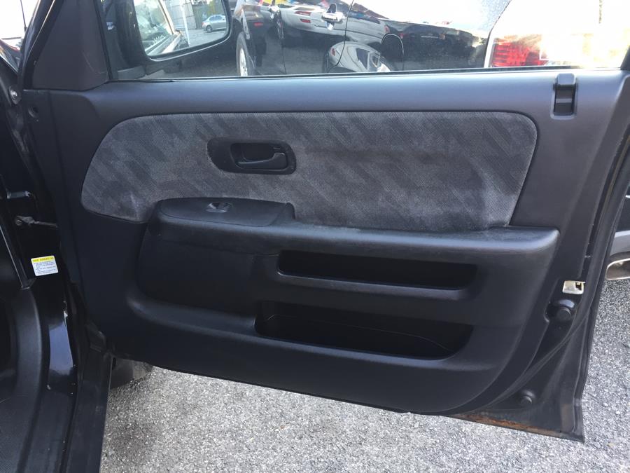 2002 Honda CR-V 4WD EX Auto, available for sale in Newark, New Jersey | ELITE MOTOR CARS. Newark, New Jersey 2002 Honda CR-V 4WD EX Auto, available for sale in Newark, New Jersey | ELITE MOTOR CARS. Newark, New Jersey