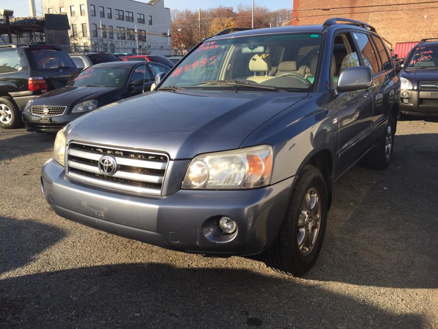 2004 Toyota Highlander 4dr V6 (Natl), available for sale in Newark, New Jersey | ELITE MOTOR CARS. Newark, New Jersey 2004 Toyota Highlander 4dr V6 (Natl), available for sale in Newark, New Jersey | ELITE MOTOR CARS. Newark, New Jersey