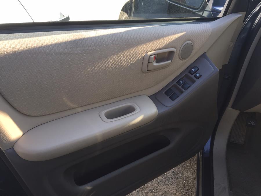 2004 Toyota Highlander 4dr V6 (Natl), available for sale in Newark, New Jersey | ELITE MOTOR CARS. Newark, New Jersey 2004 Toyota Highlander 4dr V6 (Natl), available for sale in Newark, New Jersey | ELITE MOTOR CARS. Newark, New Jersey