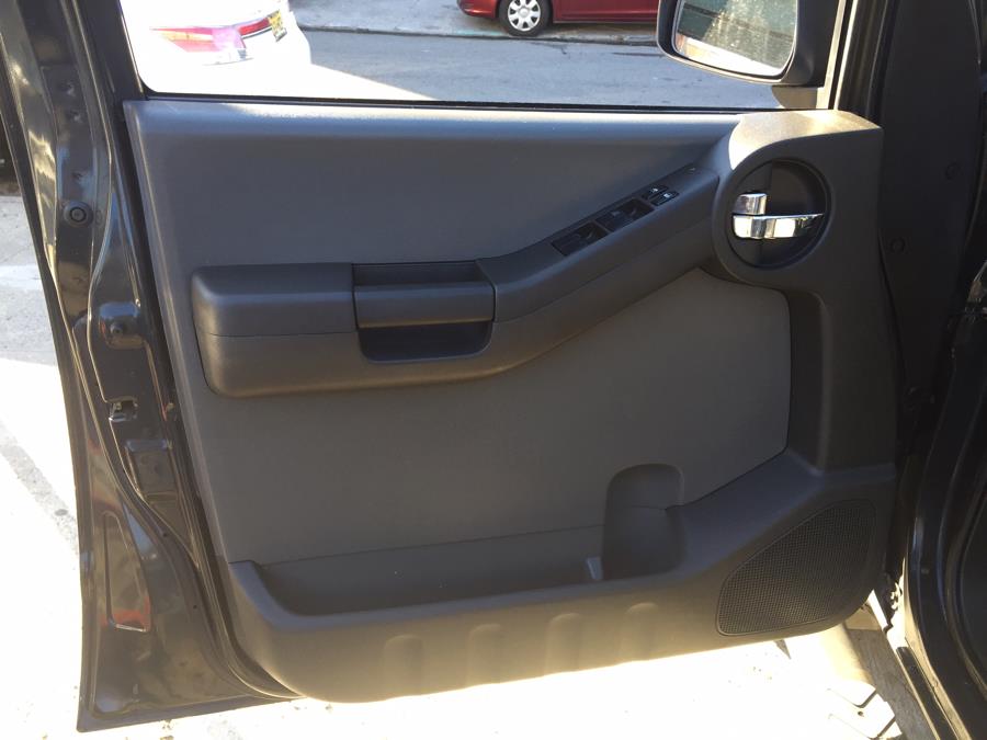 2006 Nissan Xterra 4dr S V6 Auto 4WD, available for sale in Newark, New Jersey | ELITE MOTOR CARS. Newark, New Jersey 2006 Nissan Xterra 4dr S V6 Auto 4WD, available for sale in Newark, New Jersey | ELITE MOTOR CARS. Newark, New Jersey