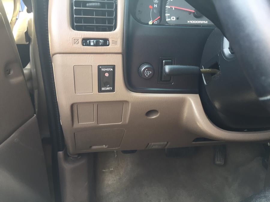 2001 Toyota 4Runner 4dr SR5 3.4L Auto 4WD, available for sale in Newark, New Jersey | ELITE MOTOR CARS. Newark, New Jersey 2001 Toyota 4Runner 4dr SR5 3.4L Auto 4WD, available for sale in Newark, New Jersey | ELITE MOTOR CARS. Newark, New Jersey